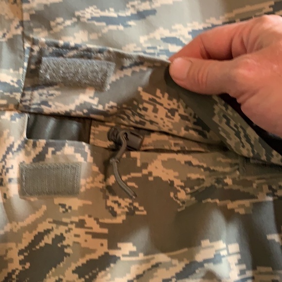 Military issue Gortex Cold WeatherJacket,Large hunting,fishing, New with tags - Picture 6 of 7